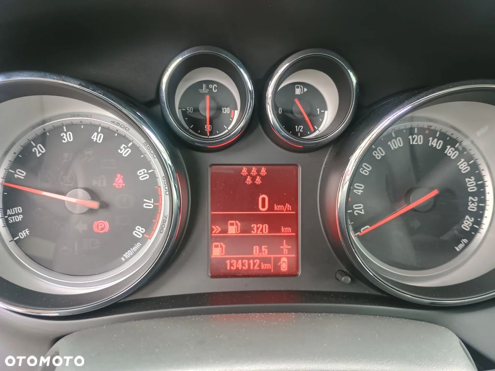 Opel Zafira - 17