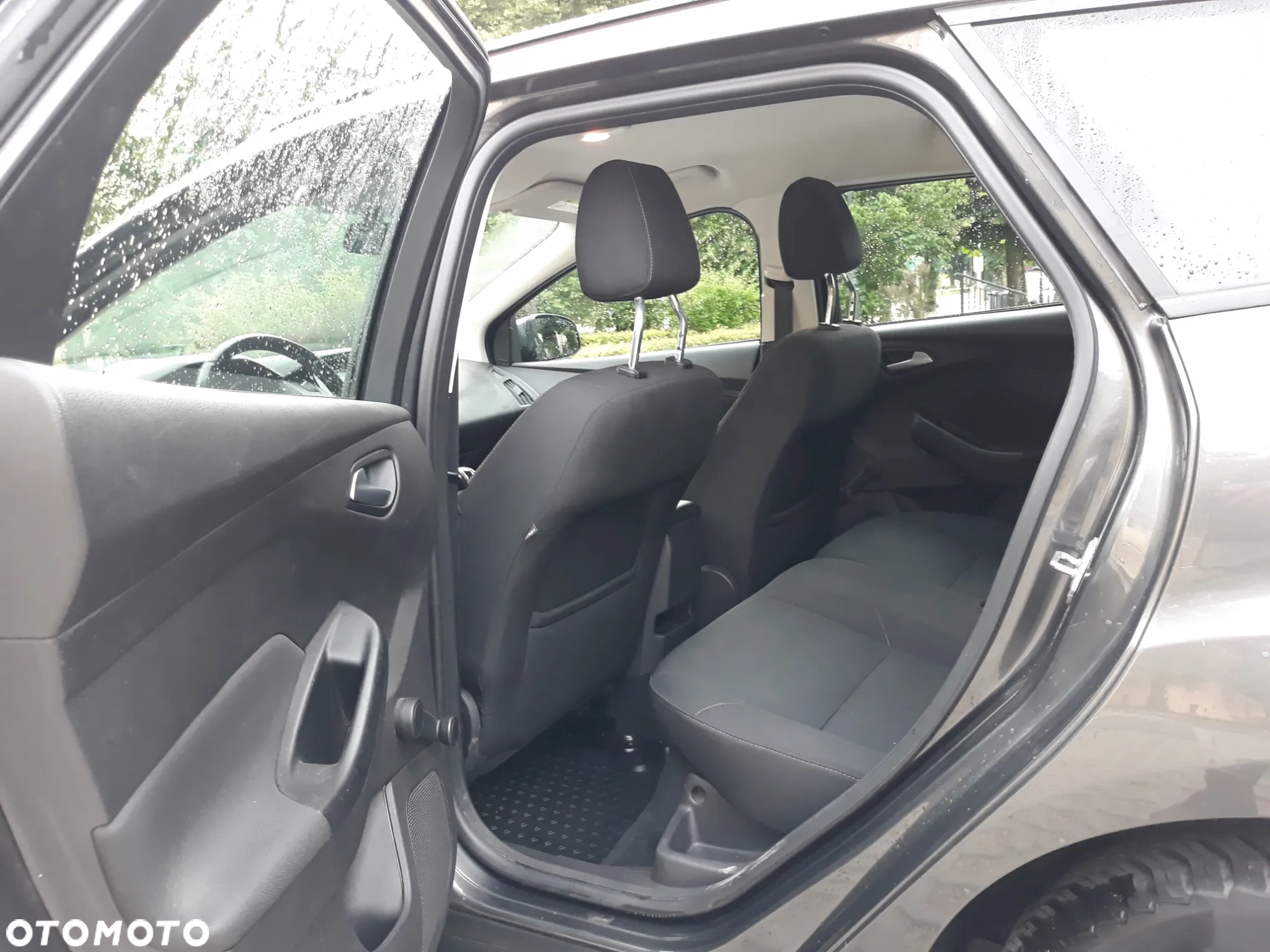 Ford Focus - 10