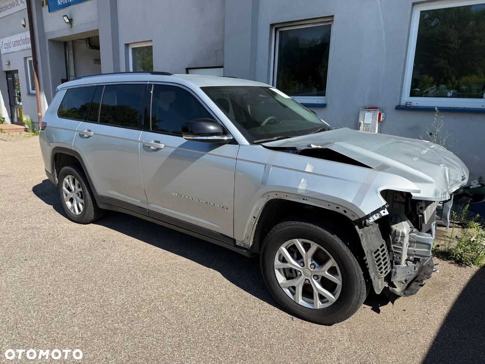 Jeep Grand Cherokee - 14