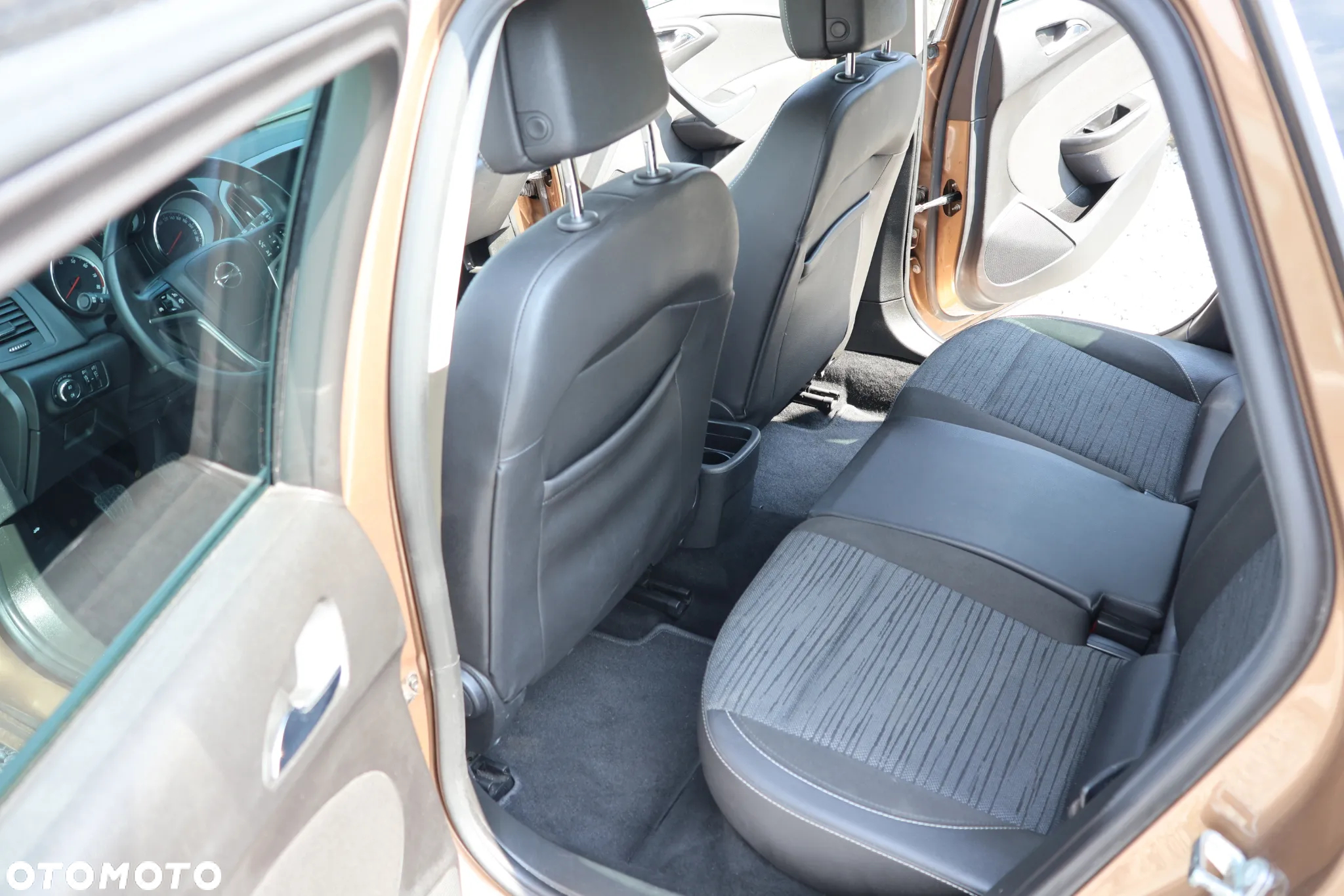 Opel Astra 1.4 Turbo Sports Tourer Exklusiv - 8