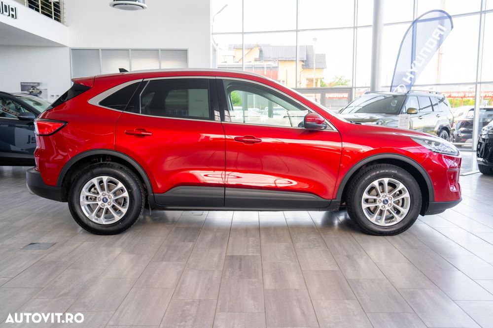 Ford Kuga - 10