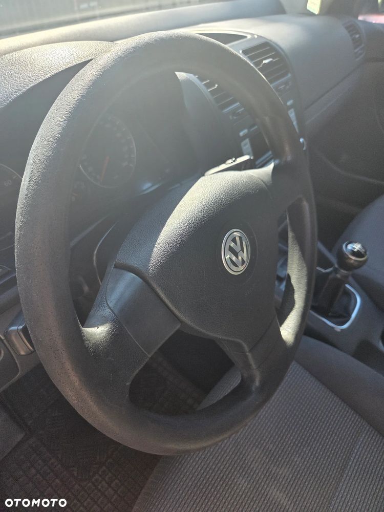 Volkswagen Golf 1.6 Trendline - 29