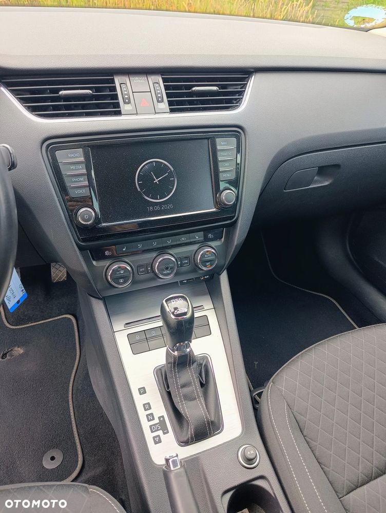 Skoda Octavia 1.6 TDI Edition DSG - 15