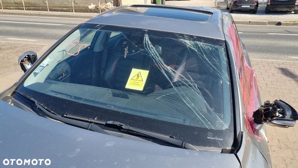 Lexus IS 300h Elegance - 19