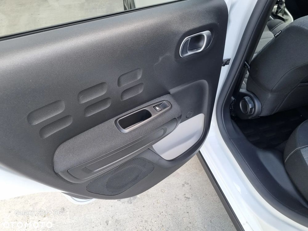 Citroën C3 1.2 PureTech Shine S&S - 19