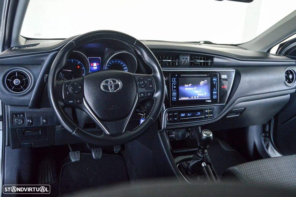 Toyota Auris 1.4 D-4D Comfort - 6