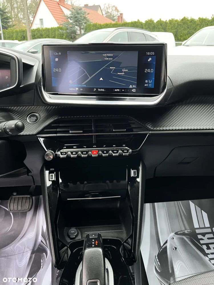 Peugeot 2008 1.5 BlueHDi Allure S&S EAT8 - 20