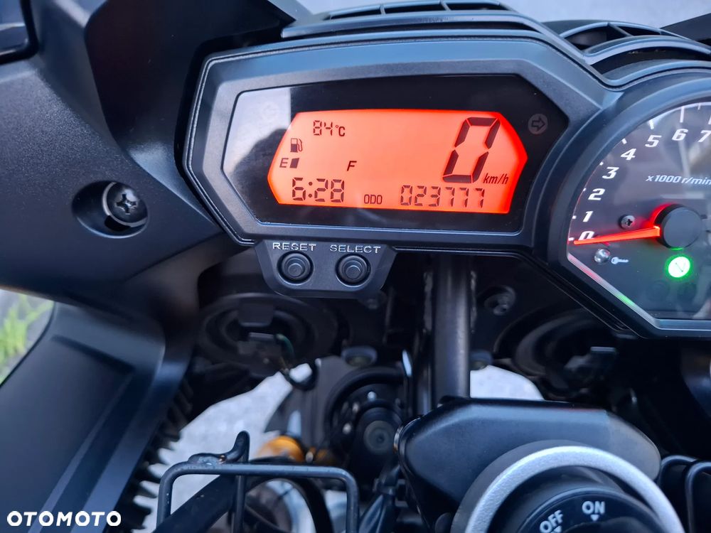 Yamaha FZ - 7