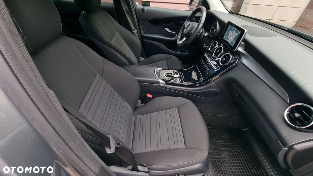 Mercedes-Benz GLC - 29