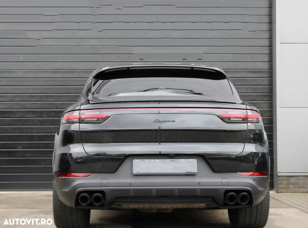 Porsche Cayenne - 6