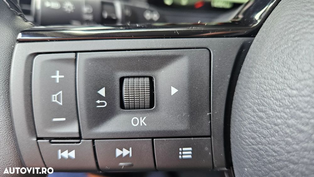 Nissan Qashqai 1.3 l 156CP 6MT MHEV N-Connecta - 15