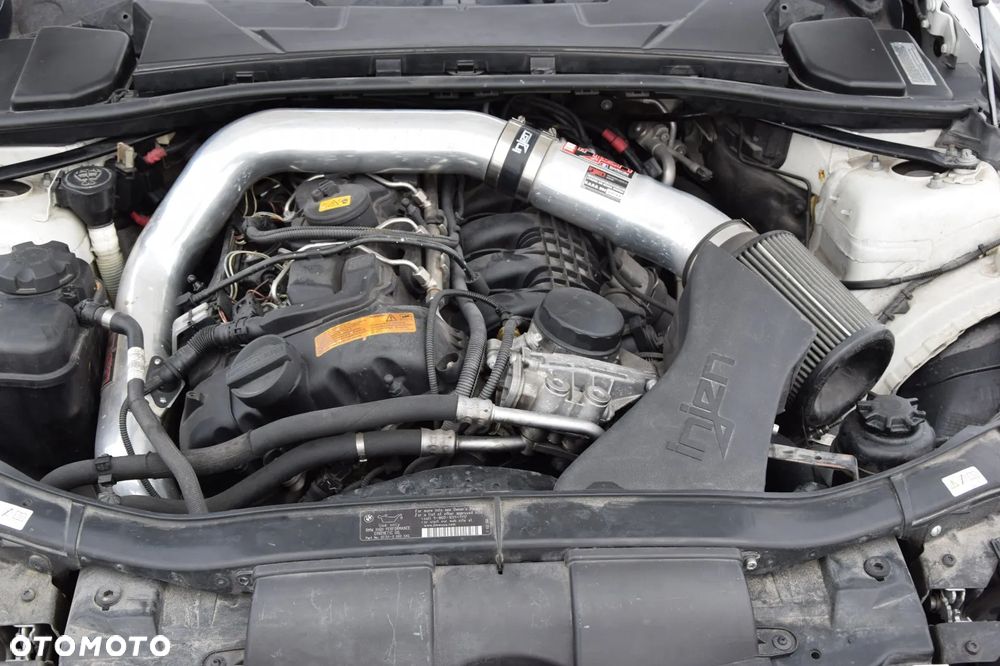 BMW Seria 3 335i M Sport Edition - 18