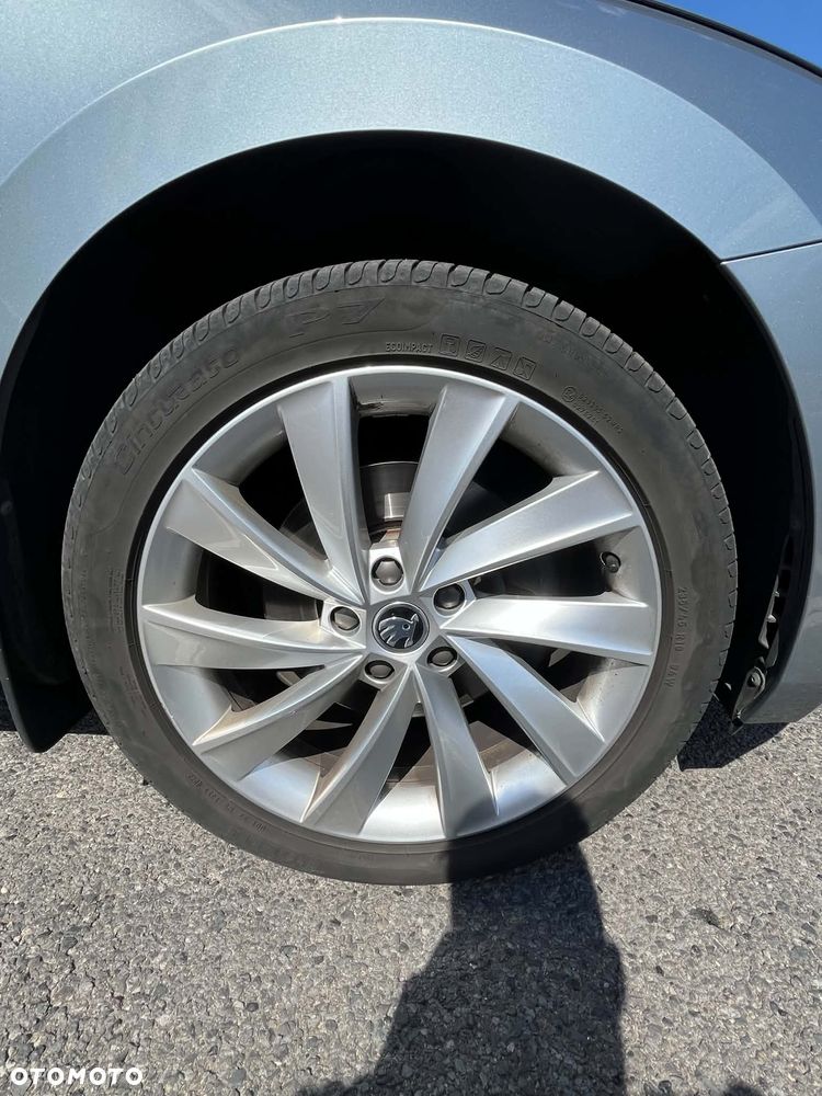 Skoda Superb 2.0 TSI Style DSG - 11