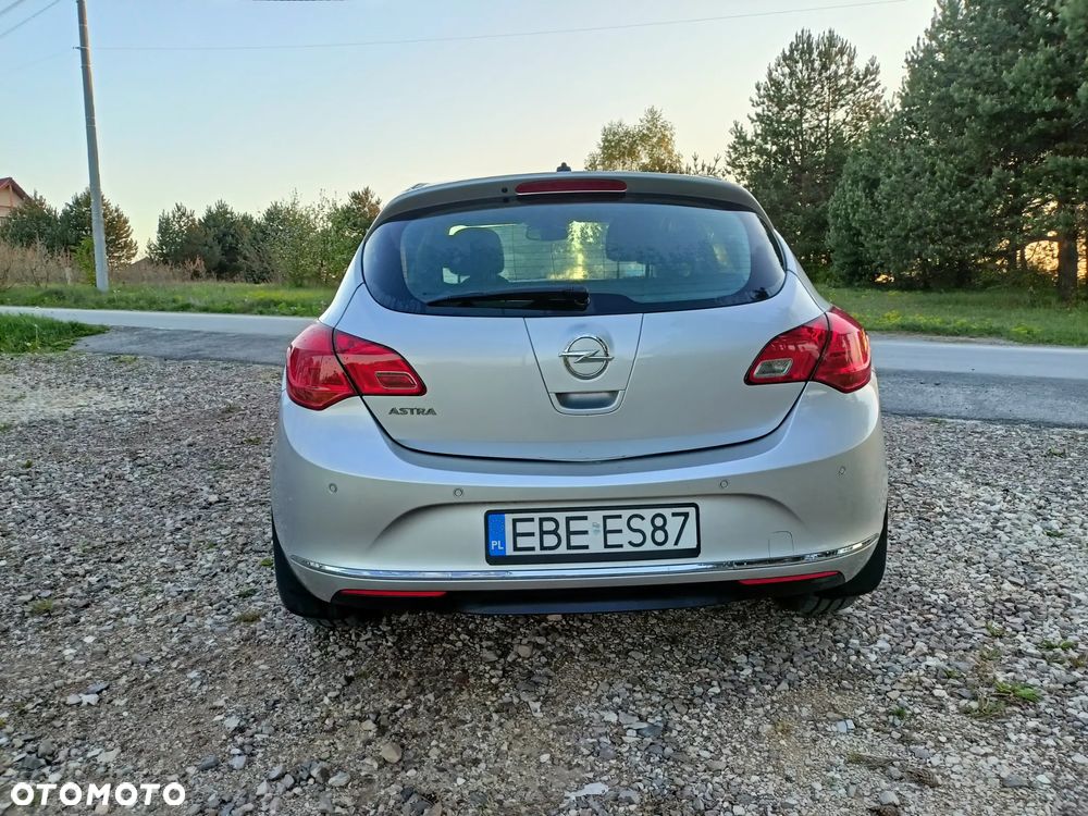 Opel Astra 1.6 Cosmo - 4