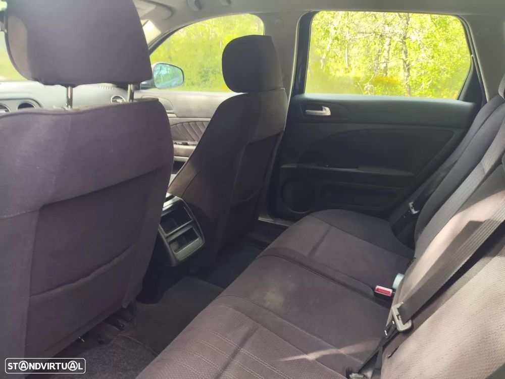 Alfa Romeo 159 Sportwagon 1.9 JTDm 16V Elegante - 17