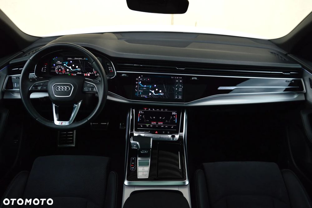 Audi Q8 55 TFSI mHEV Quattro Tiptronic - 3