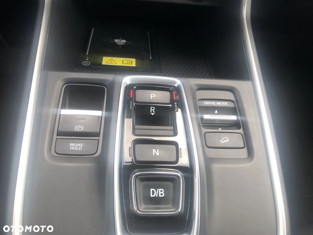Honda CR-V 2.0 i-MMD HEV Advance AWD CVT - 22