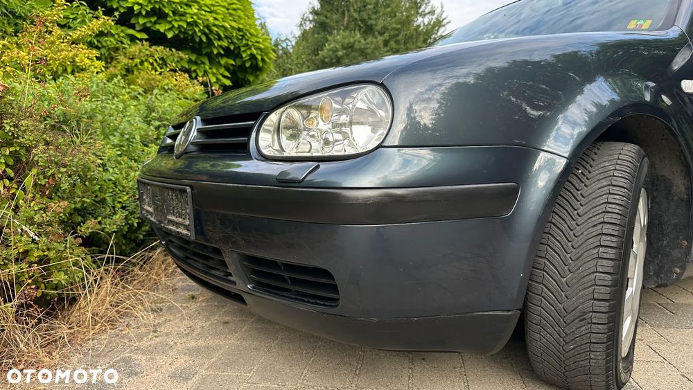 Volkswagen Golf - 8