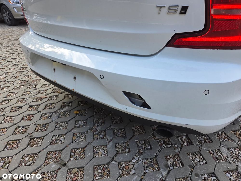 Volvo S90 T5 Momentum - 24
