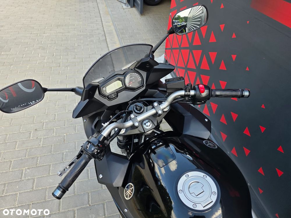 Yamaha XJ - 15