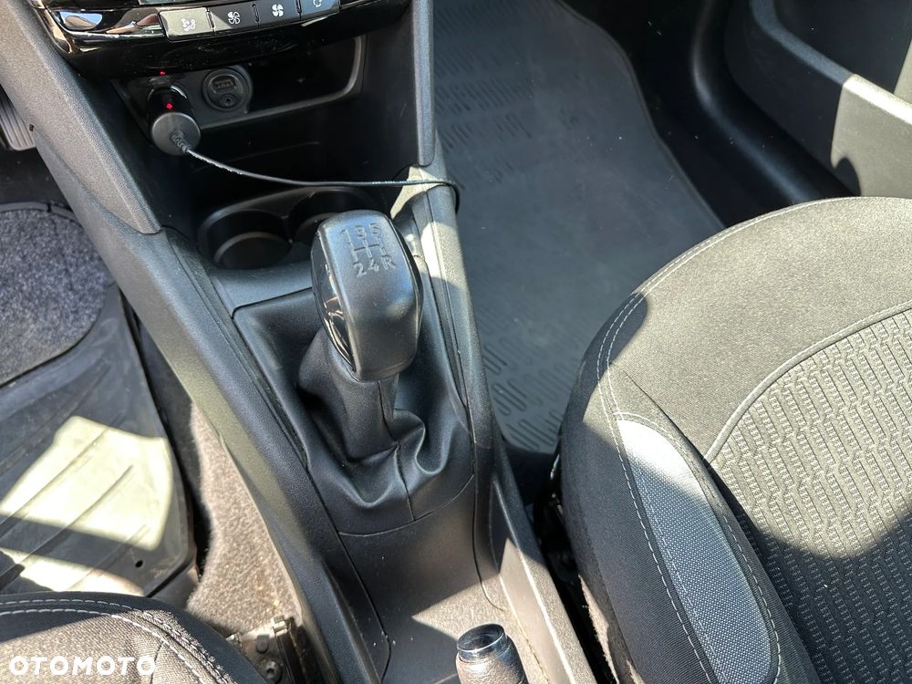 Peugeot 208 - 14