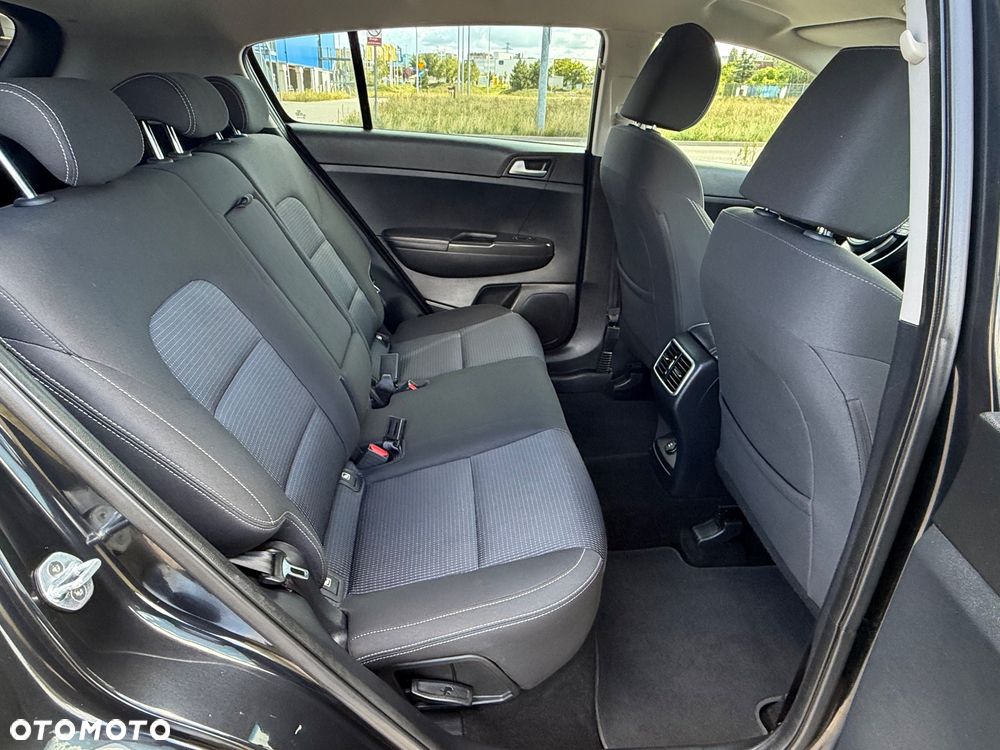Kia Sportage 1.6 GDI 2WD DREAM-TEAM EDITION - 33