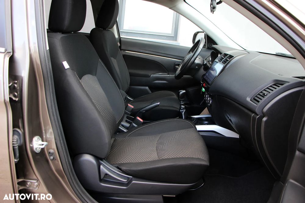 Mitsubishi ASX 1.8 DID 2WD Intense A15 - 9