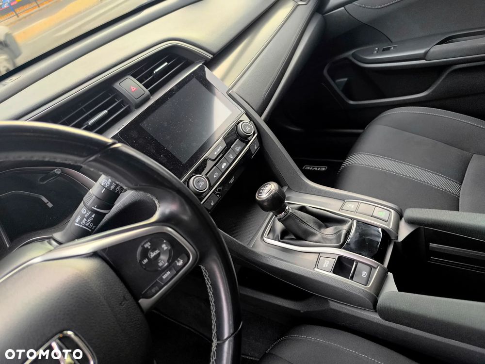 Honda Civic 1.6 i-DTEC Lifestyle Black Edition - 10