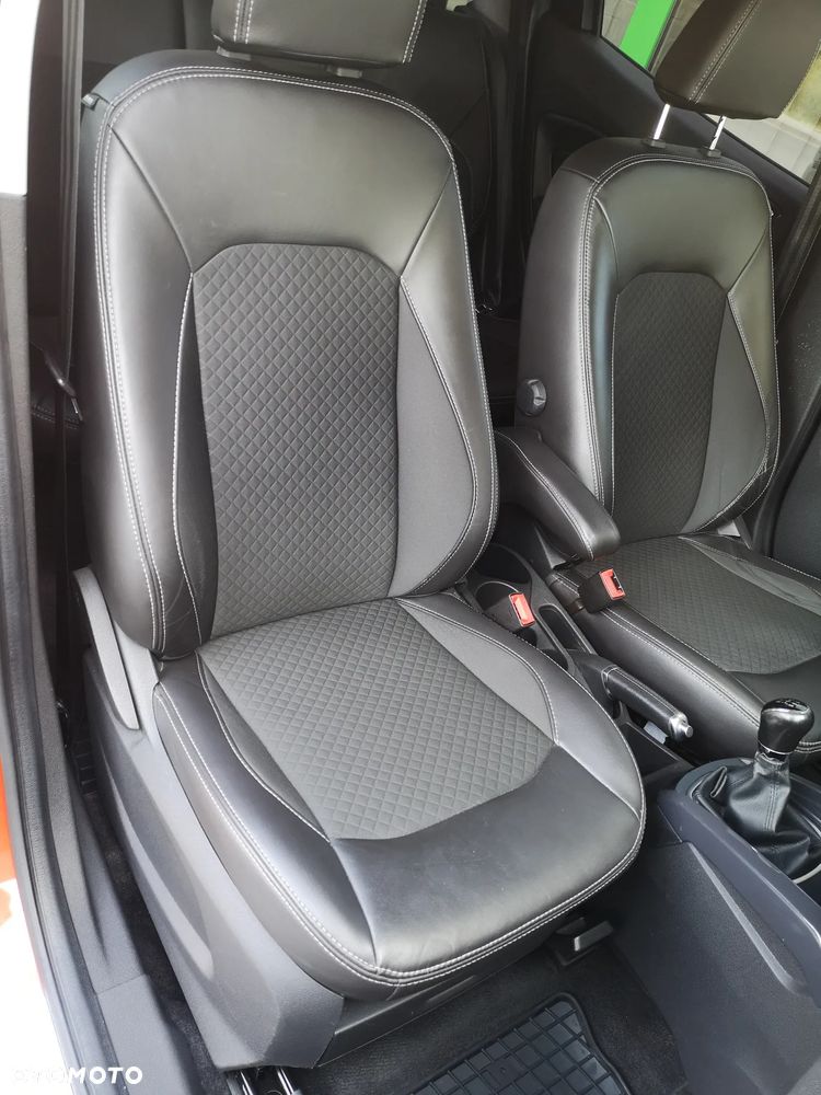 Ford EcoSport 1.5 TDCi TITANIUM - 26