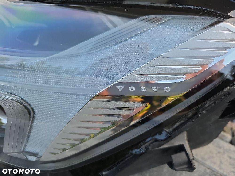 VOLVO XC60 II 2 LIFT Lampa lewa przód Full Led MID Led 32337378 CZARNA - 6