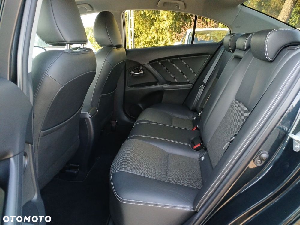 Toyota Avensis 1.8 Premium EU5 - 20