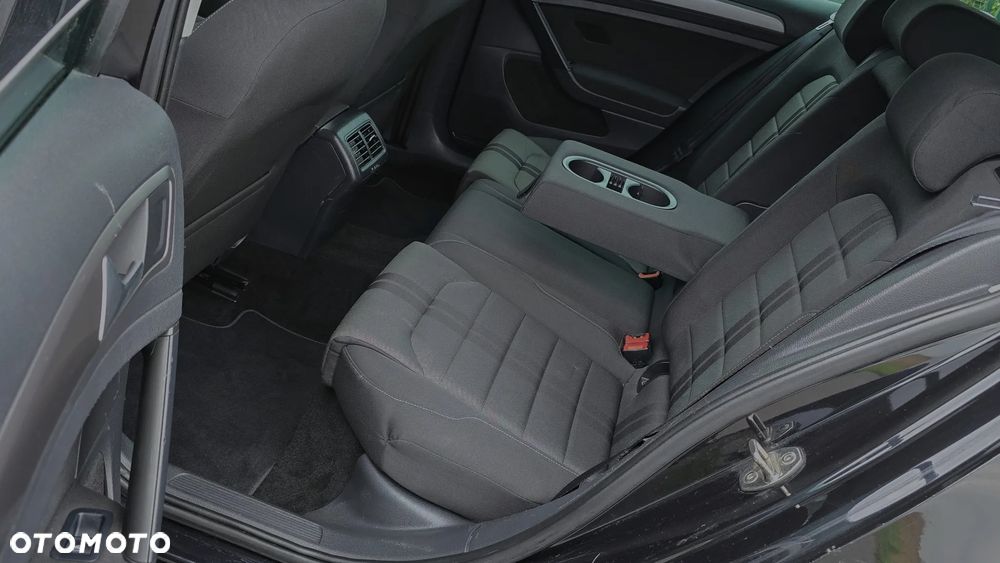 Volkswagen Golf VII 1.6 TDI BMT Highline DSG - 30