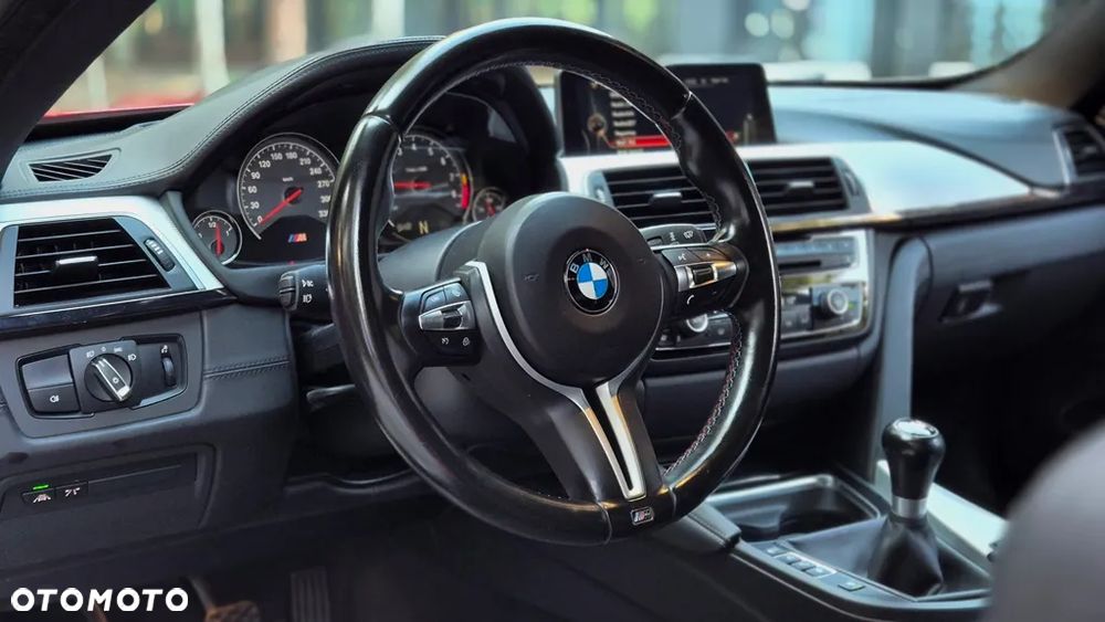 BMW M4 Standard - 7