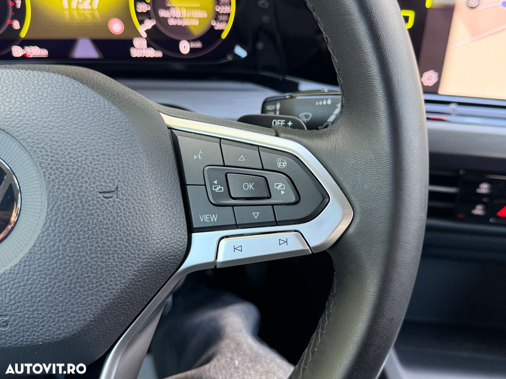 Volkswagen Golf 1.5 eTSI OPF DSG Style - 30