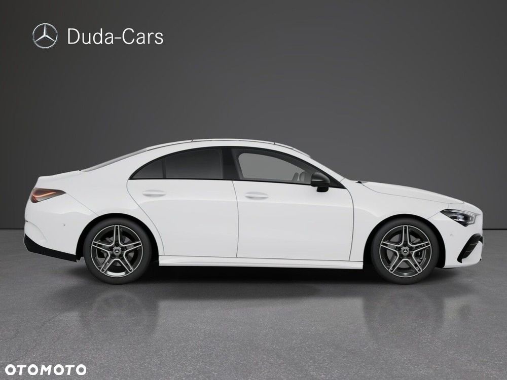 Mercedes-Benz CLA - 4