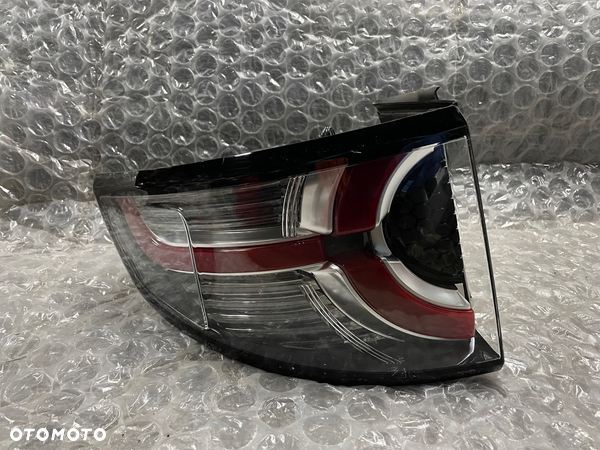 LAMPA TYŁ LEWA LAND ROVER RANGE ROVER DISCOVERY SPORT IV FK72-13405-CG