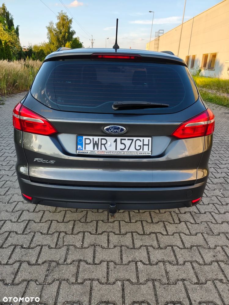 Ford Focus 1.6 SYNC Edition - 4