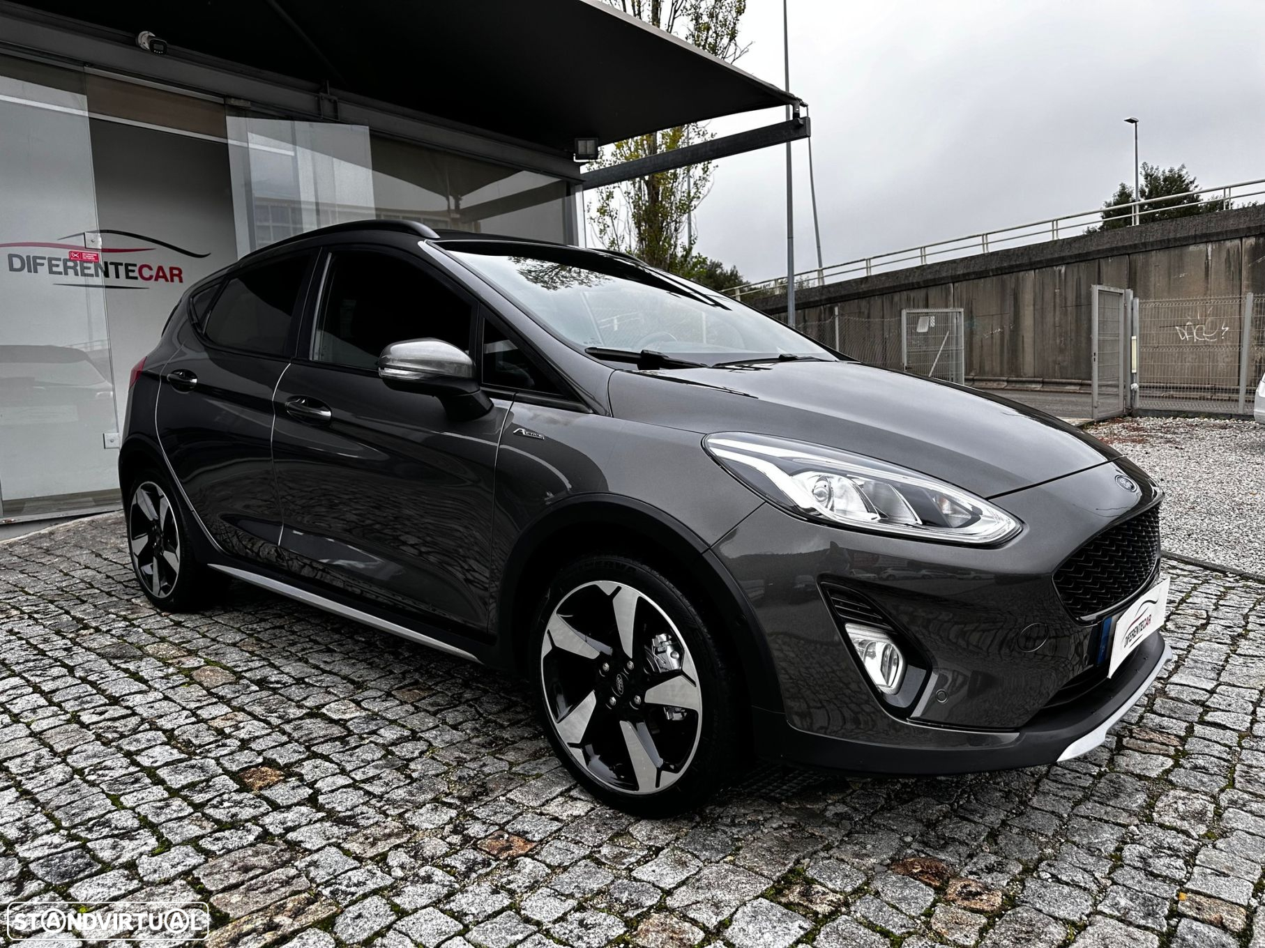 Ford Fiesta 1.0 EcoBoost Active+ - 9