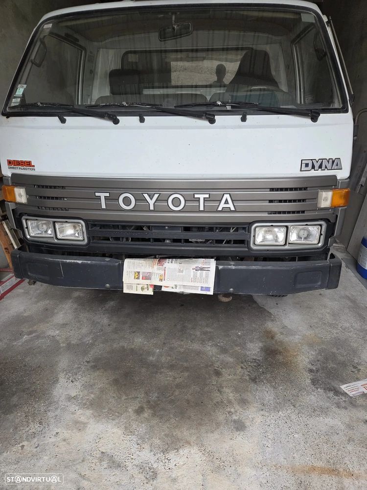 Toyota Dyna 300 - 4