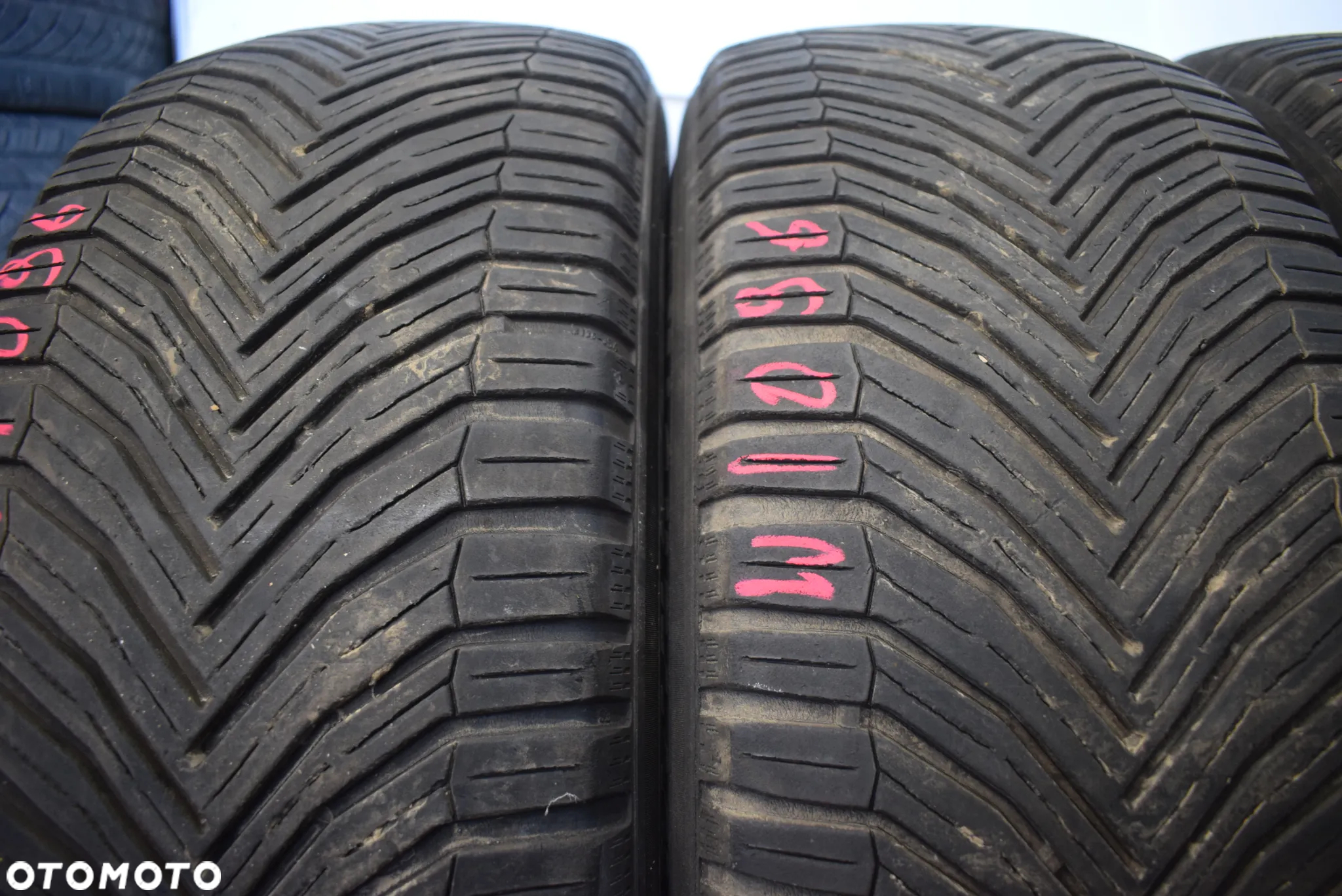 R19 235/50 Michelin CrossClimate SUV Cena za komplet - 2