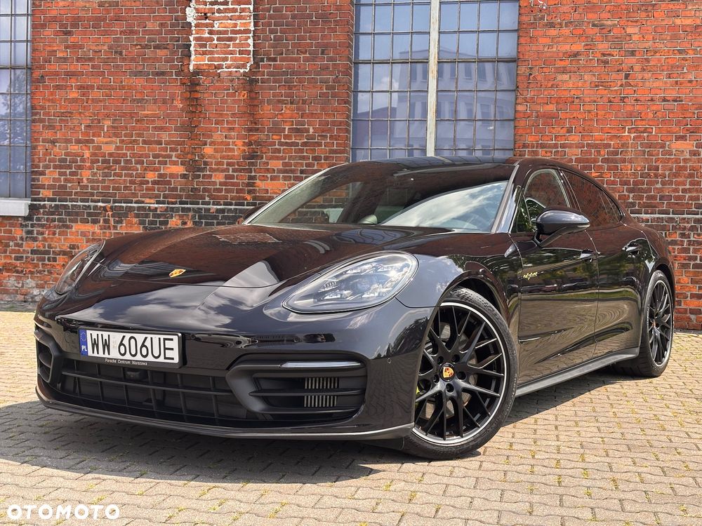 Porsche Panamera 4S - 1