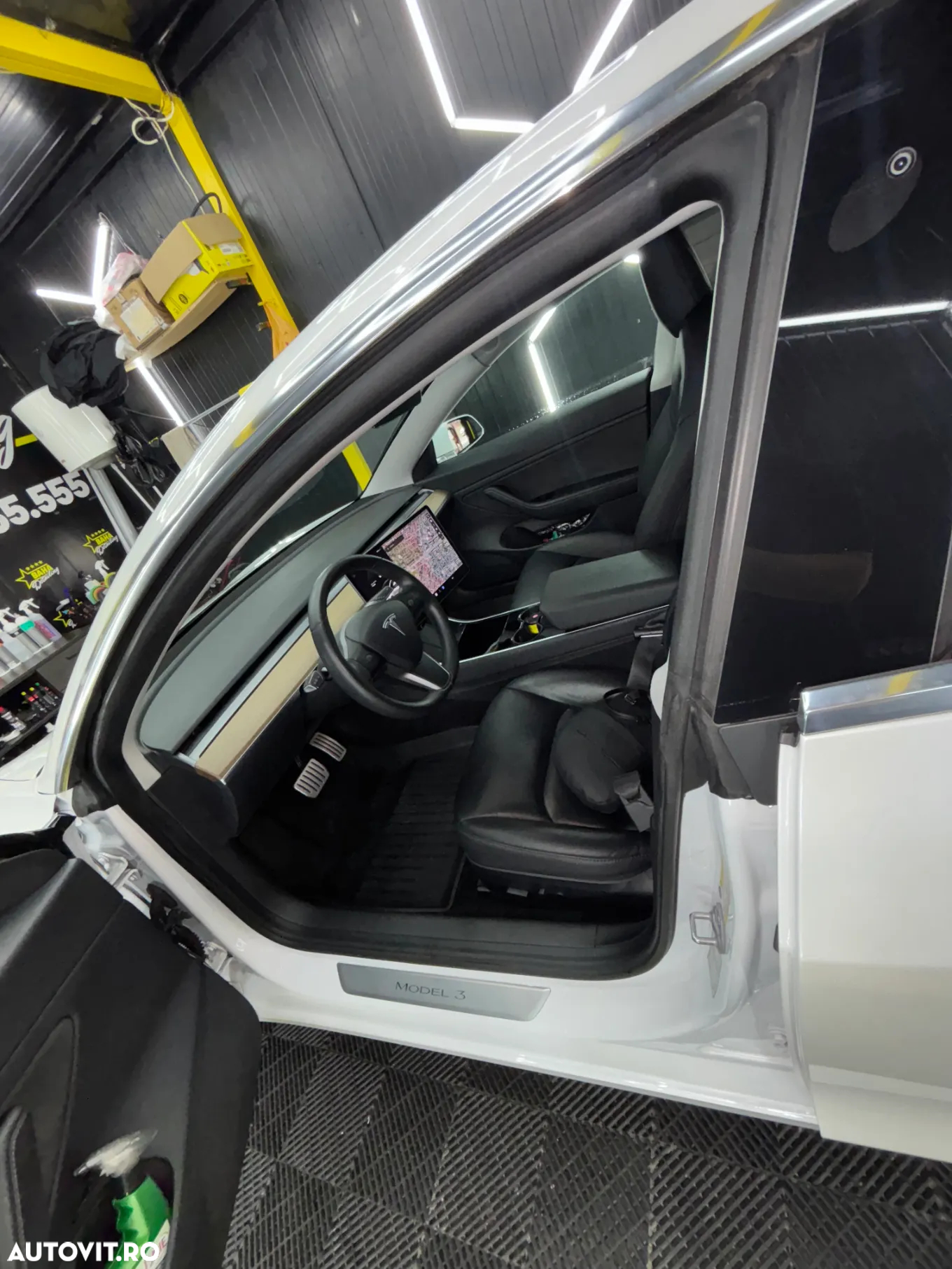Tesla Model 3 Langstreckenbatterie Allradantrieb Dual Motor Performance - 6