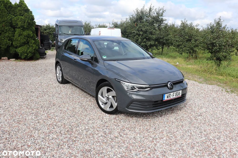 Volkswagen Golf VIII 2.0 TDI Life Plus - 17