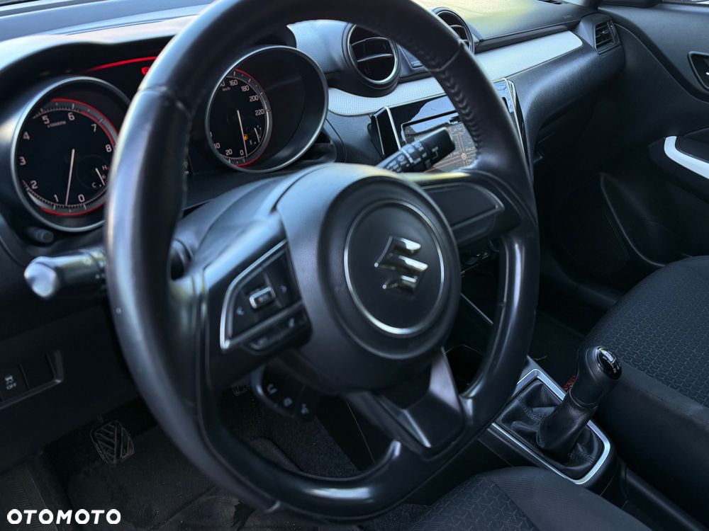 Suzuki Swift - 22