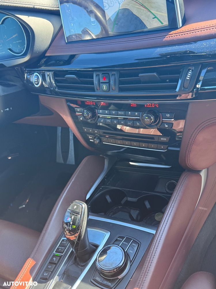 BMW X6 M M50d - 11