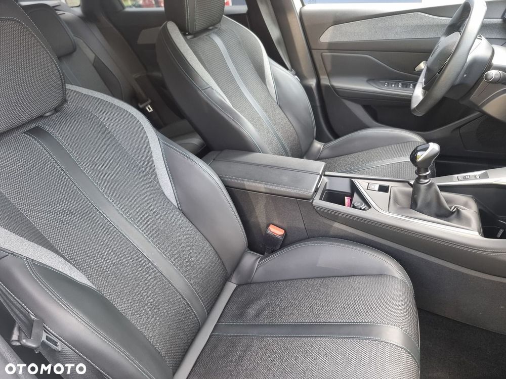 Peugeot 308 1.5 BlueHDi Allure Pack S&S - 22