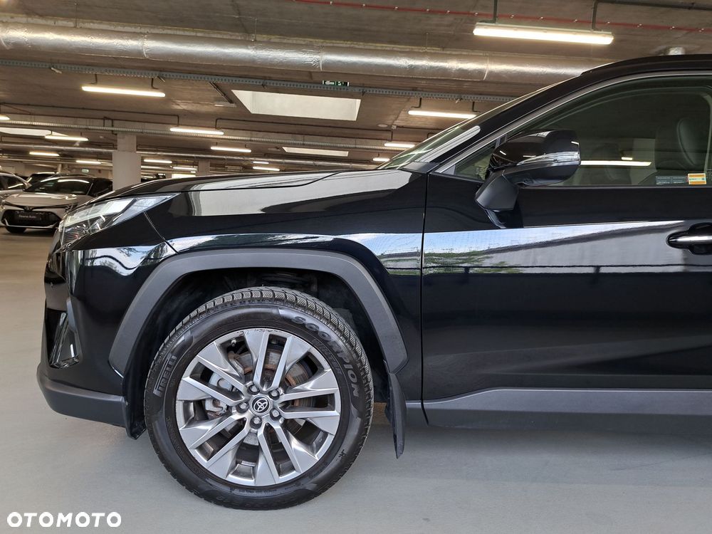 Toyota RAV4 - 40