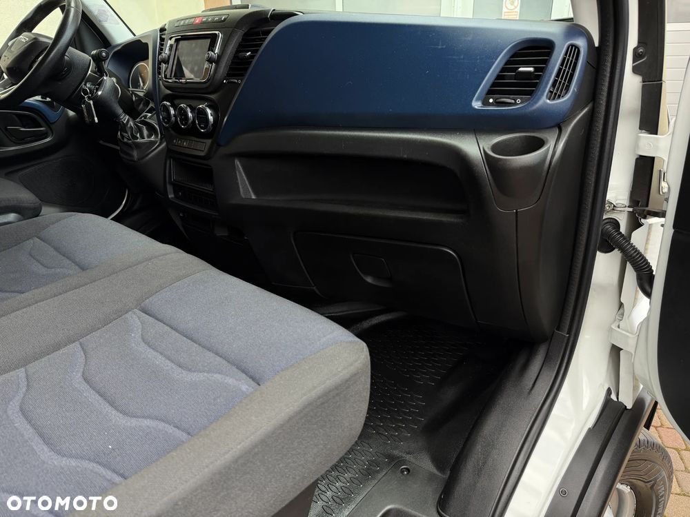 Iveco Daily L3H2 HI-MATIC - 34