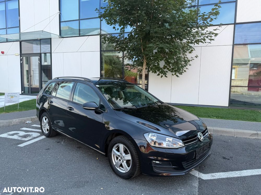 Volkswagen Golf 1.6 TDI DPF Comfortline - 1