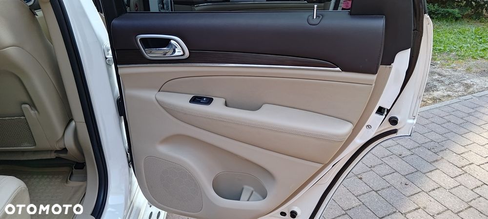 Jeep Grand Cherokee 3.0 CRD Overland - 26